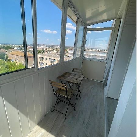 Appartement Proche Aeroport Marignane Exteriör bild