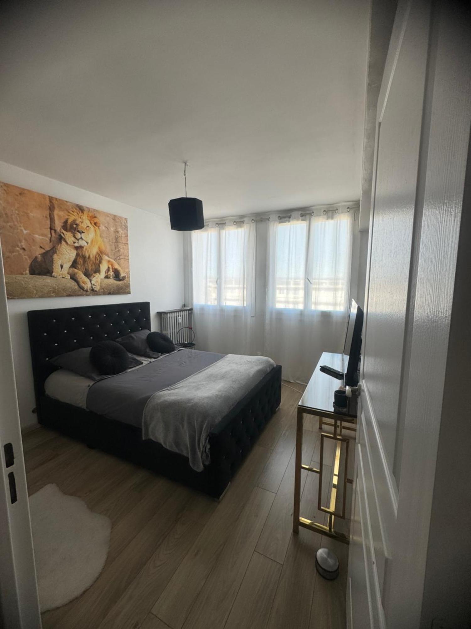 Appartement Proche Aeroport Marignane Exteriör bild